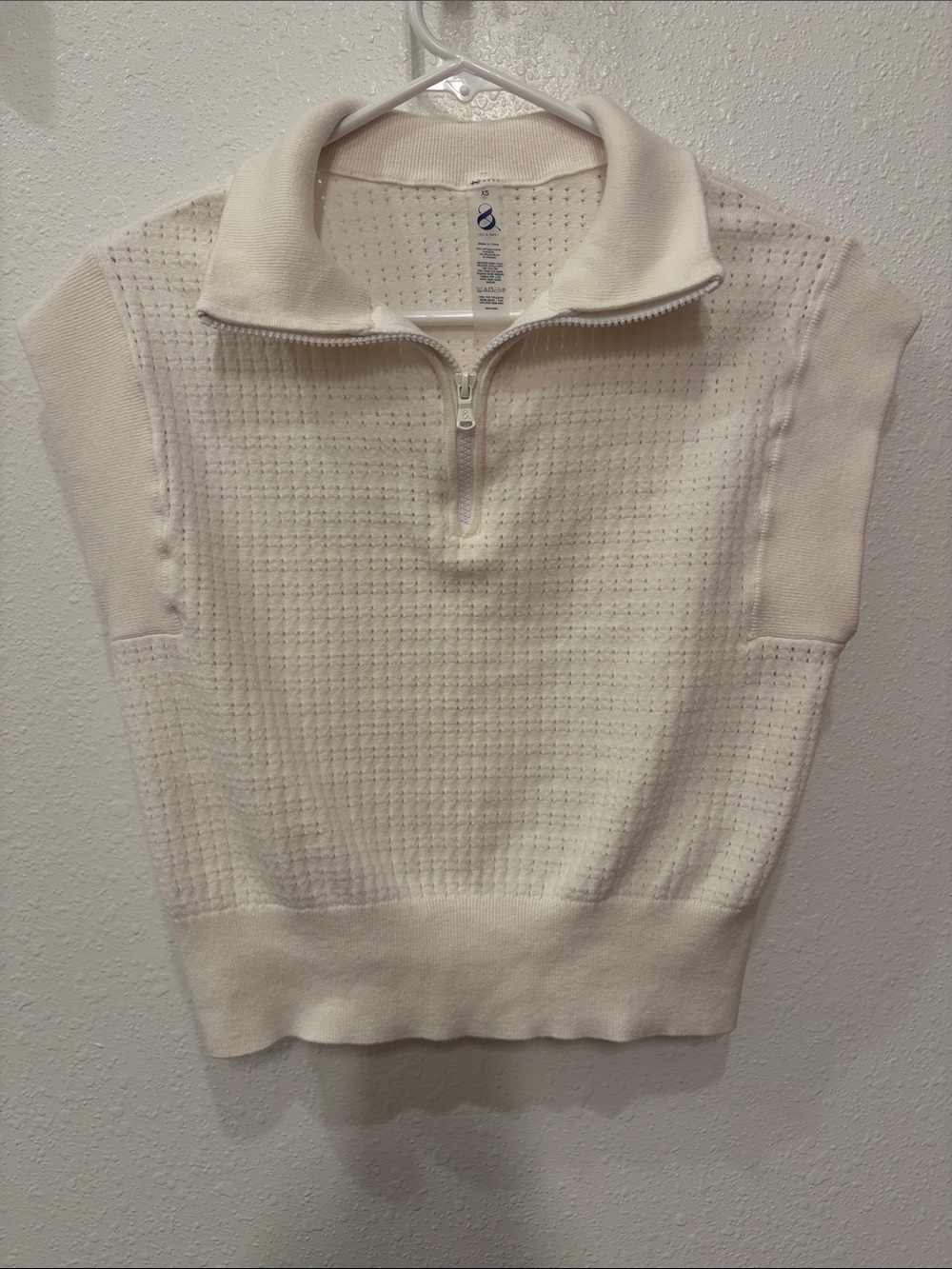 Lou & Grey Sleeveless Quarter-Zip Knit Top